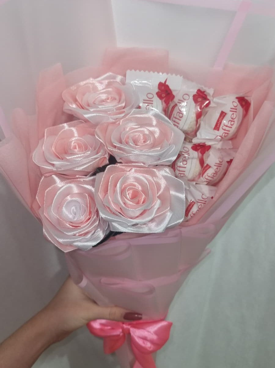 Buchet Raffaello Rose