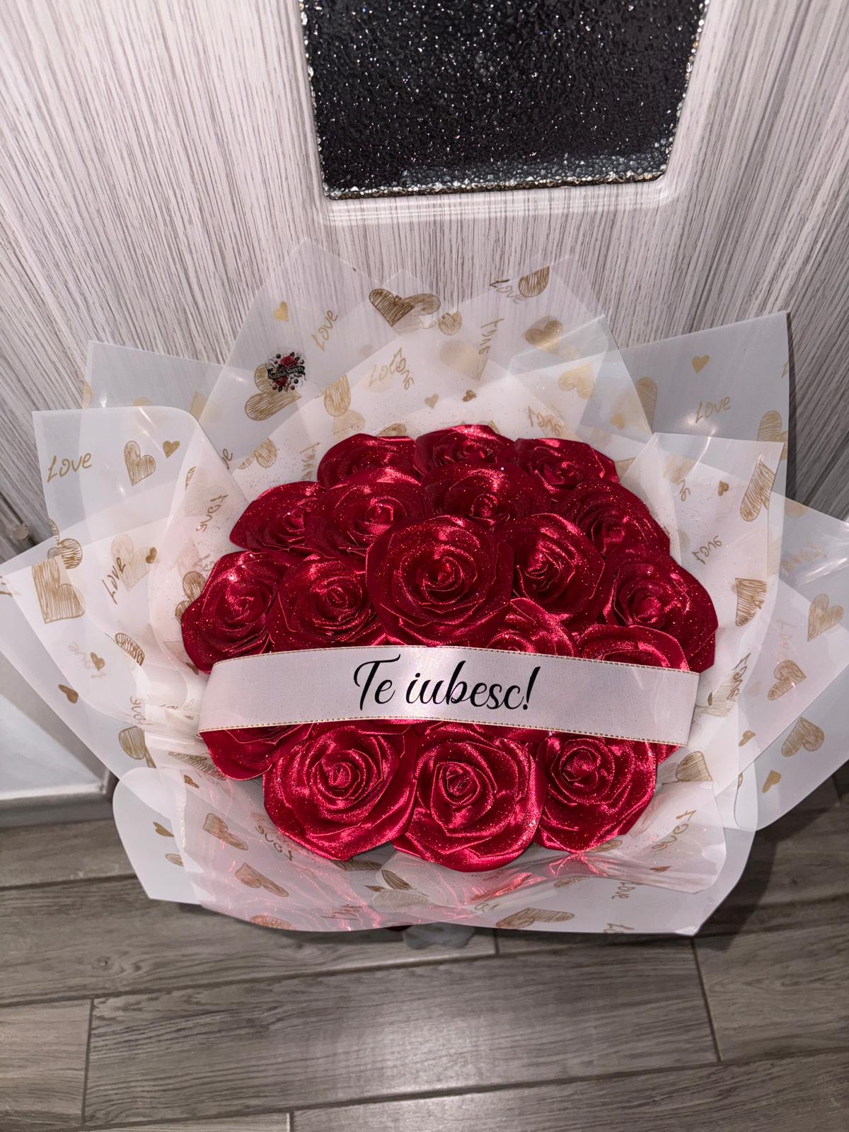 Buchet 19 Glamour Burgundy