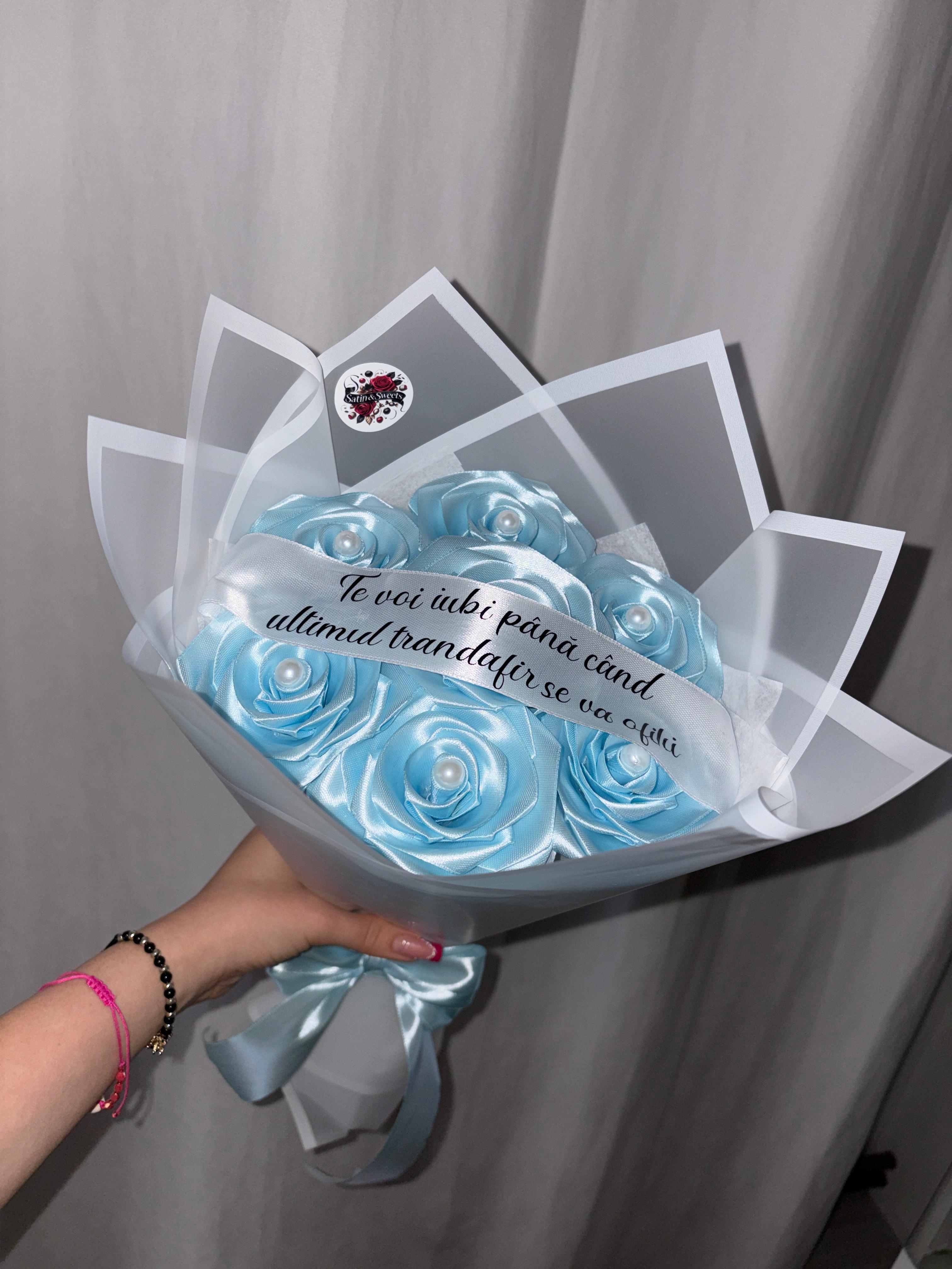 Buchet Mini 7 Baby Blue