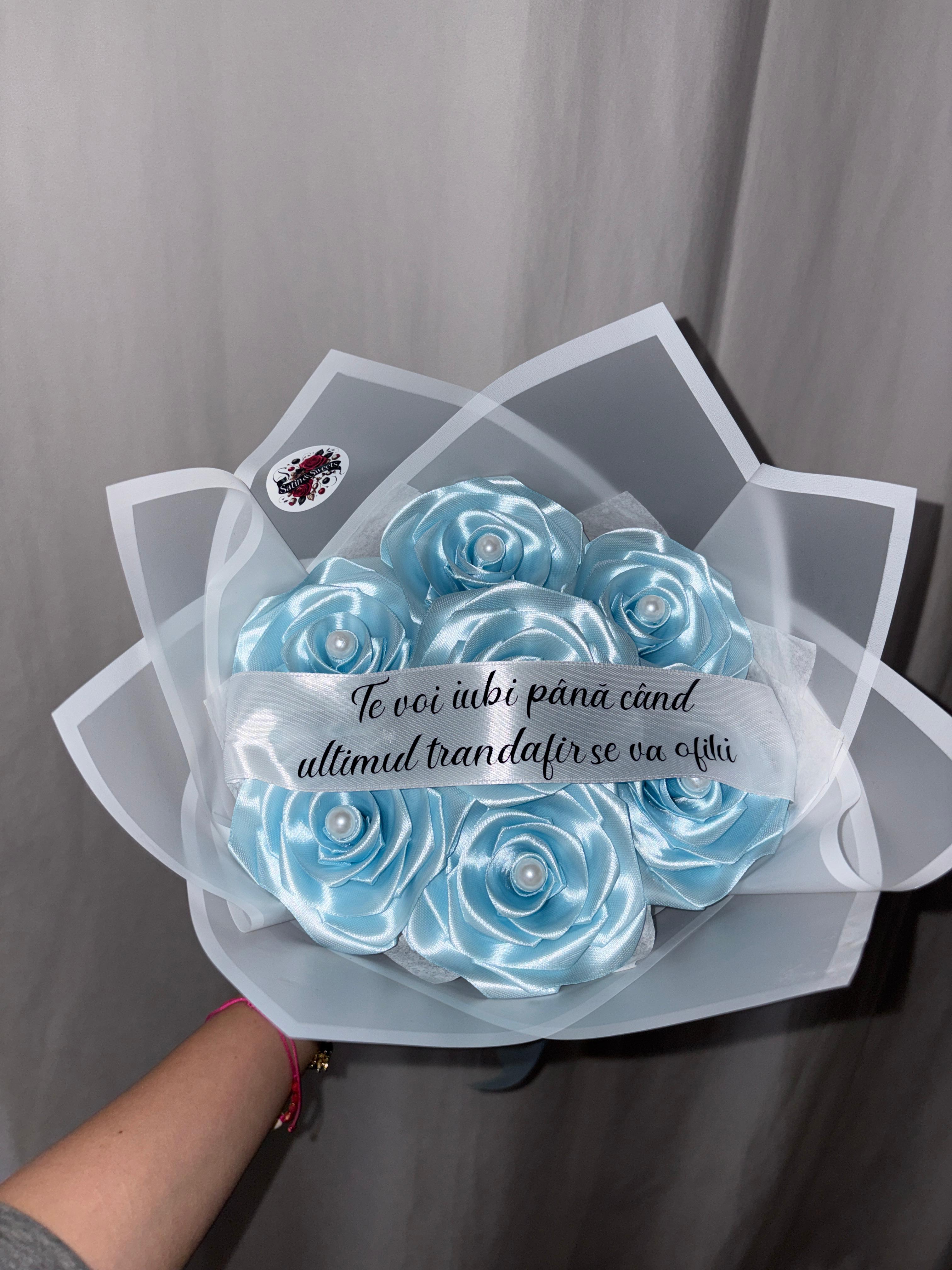 Buchet Mini 7 Baby Blue