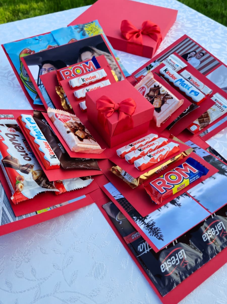 Explosion Gift Box